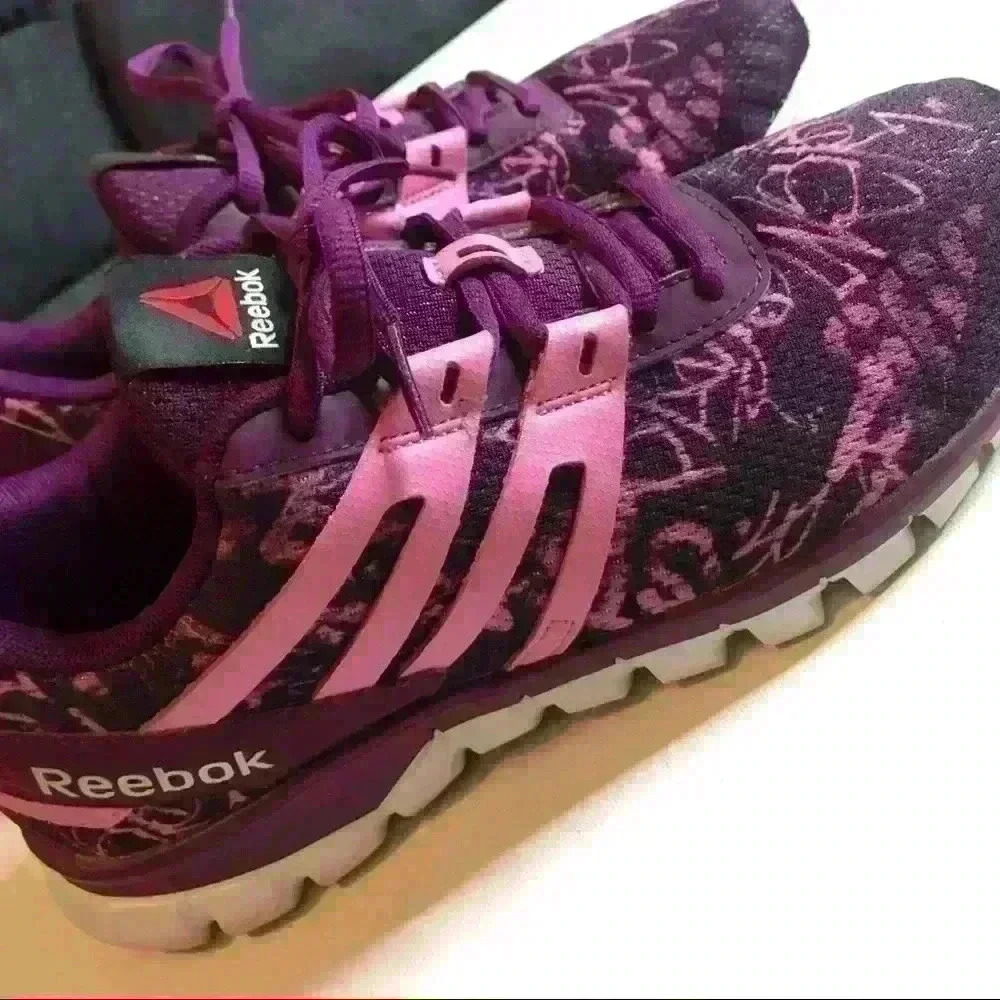 ๐ REEBOK Sublight Womenโs Sneakers - Picture 3 of 8